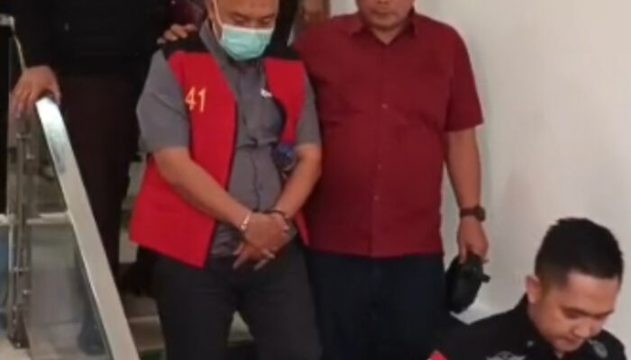 EMPAT MANTAN PEGAWAI PDAM TIRTA BETUAH JADI TERSANGKA KORUPSI, KERUGIAN NEGARA RP3,9 MILIAR